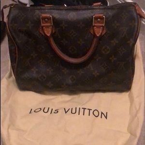 Louis Vuttion speedy 30